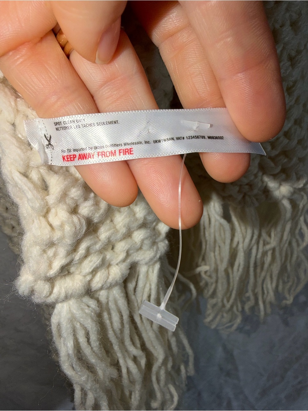 NEW Ivory knitted scarf Free People textured braided knit design garter stitch - Picture 4 of 5